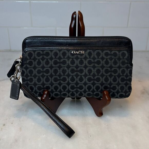 Coach Handbags - COACH Madison Needlepoint Signature Op Art Double Zip Wristlet Wallet 50392